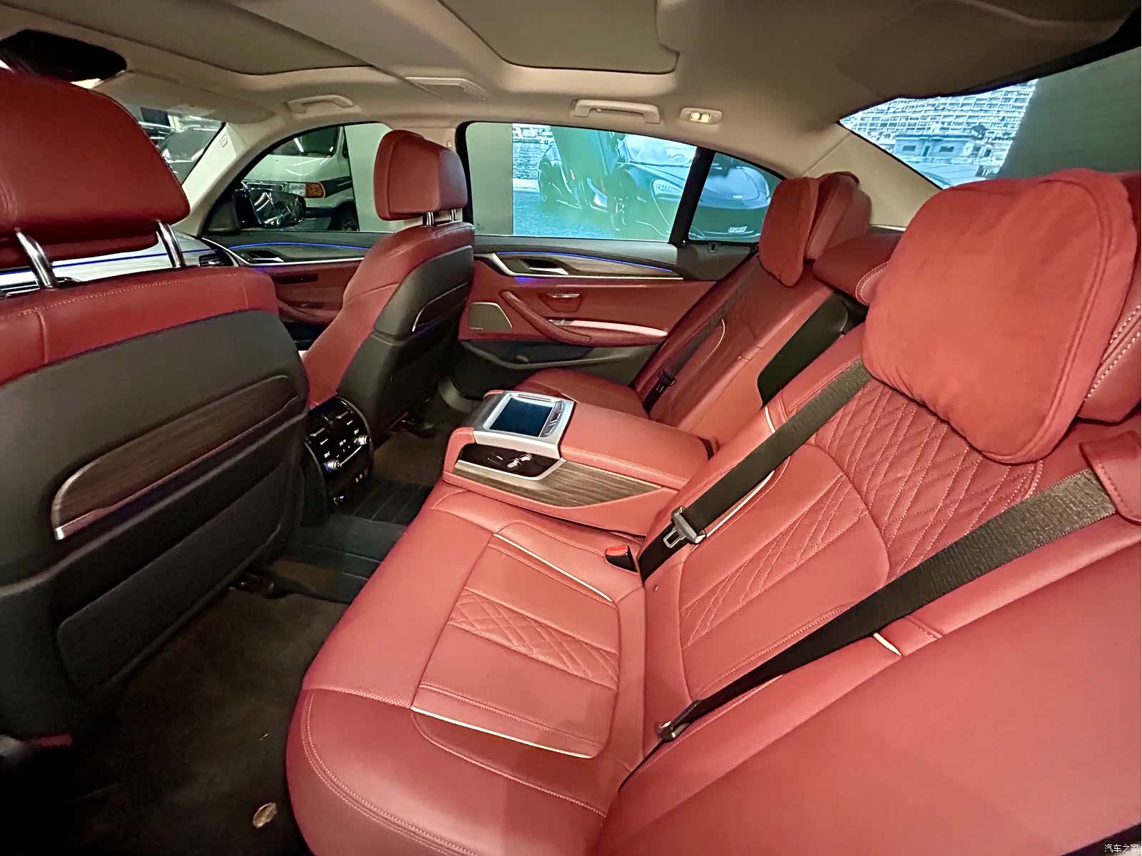 BMW 5 Series, 2021 25