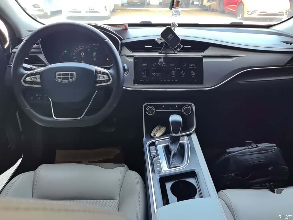 Geely Binray, 2018 10