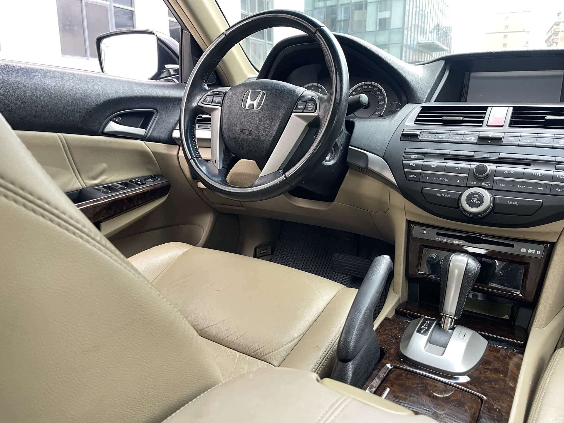 Honda Accord, 2009 9