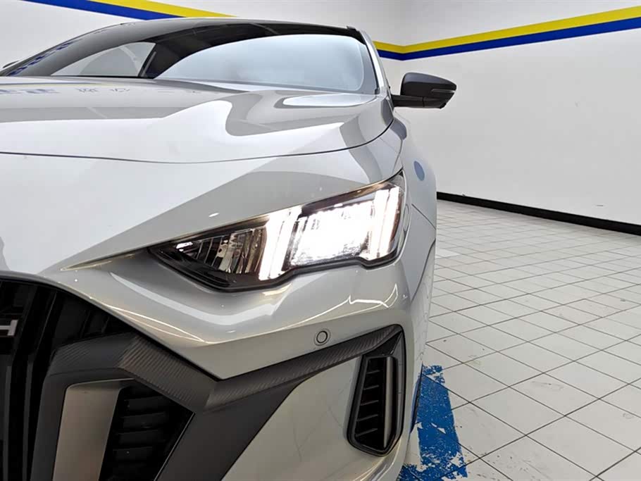 Trumpchi Shadow Leopard