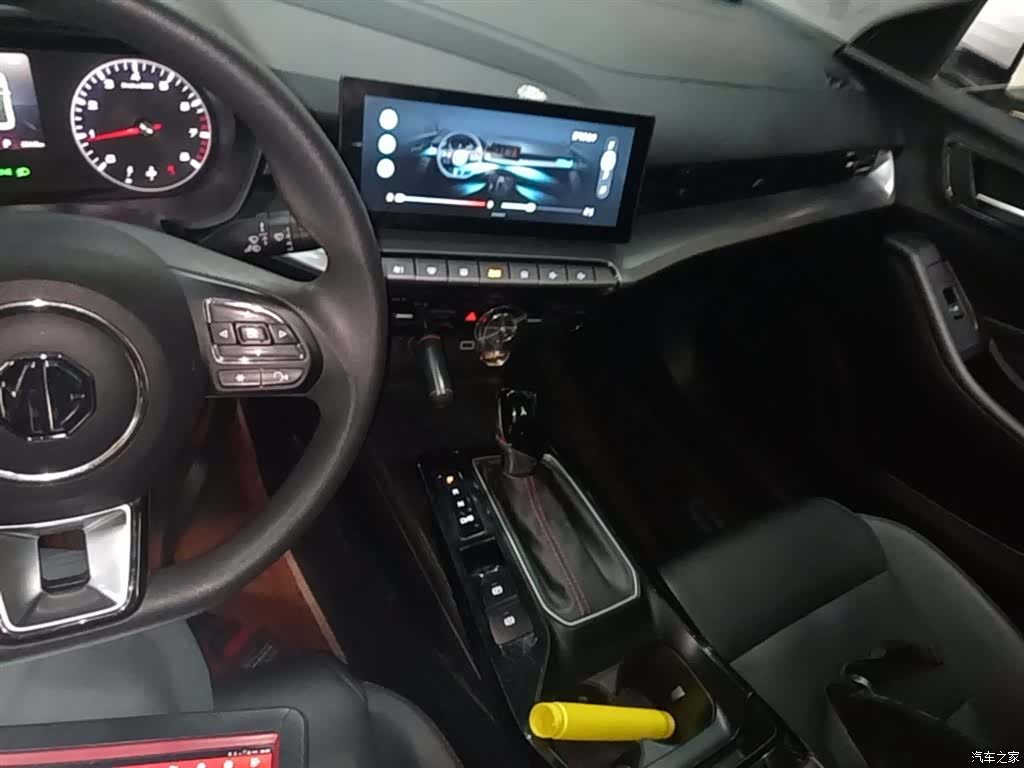 MG MG5, 2021 13