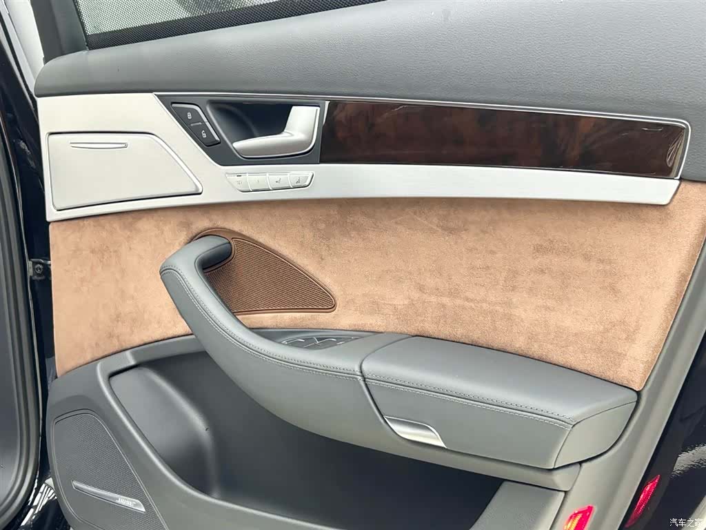Audi A8L, 2015 16