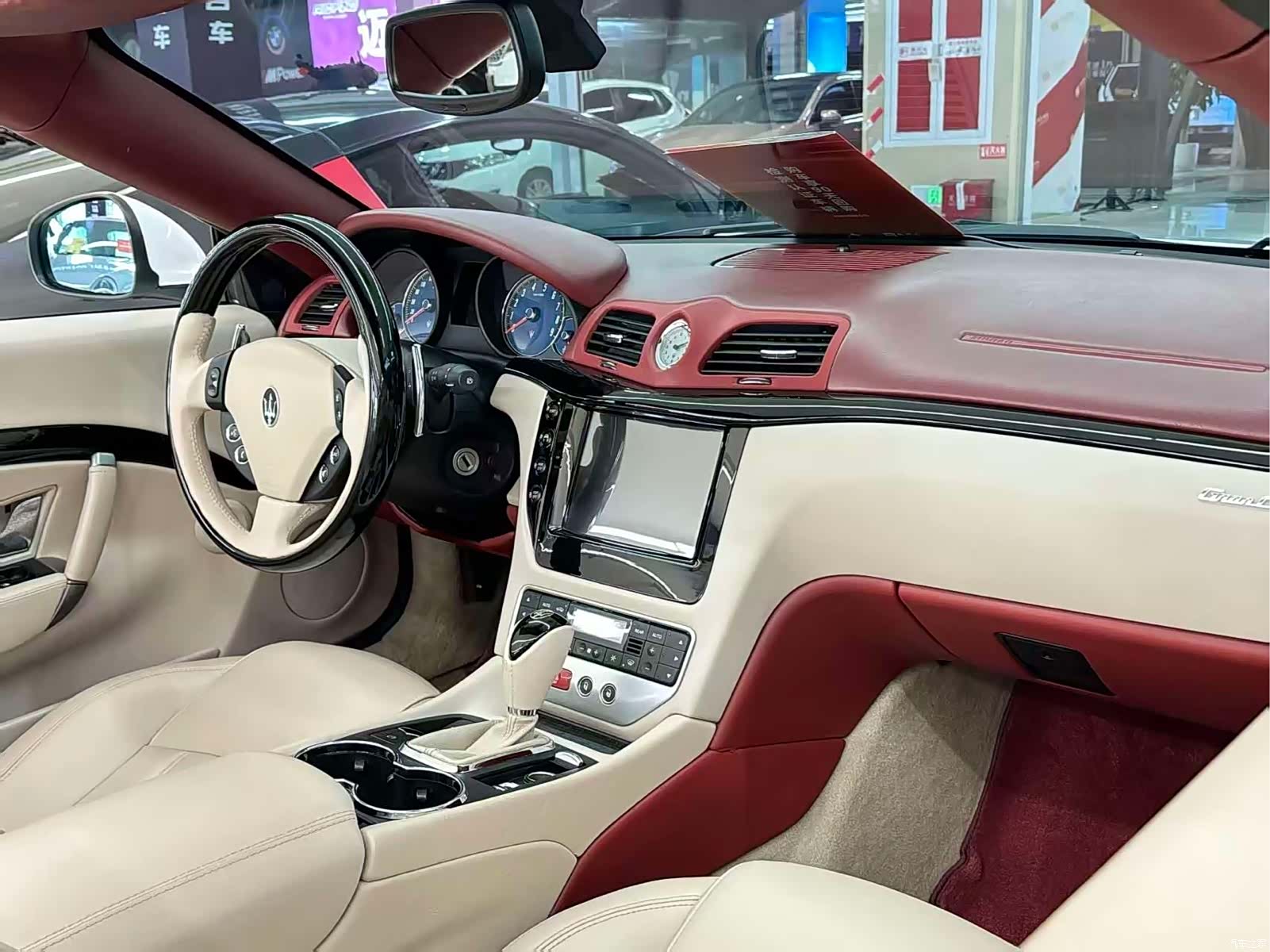 Maserati GranCabrio, 2011 8