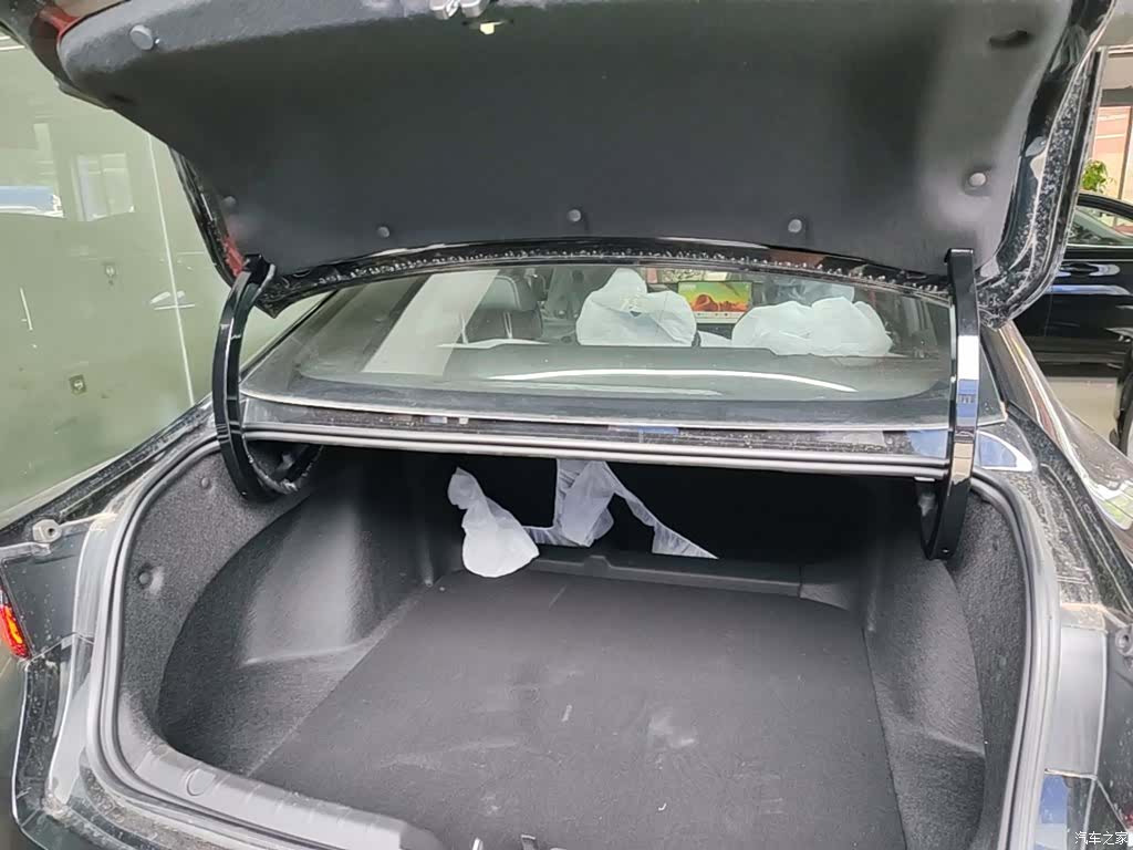 Geely Preface, 2026 19