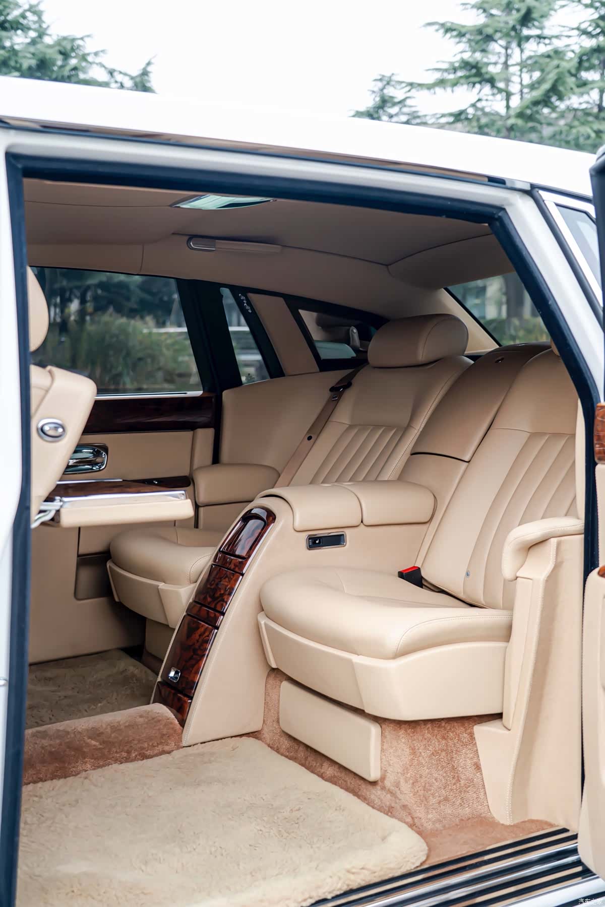 Rolls-Royce Phantom, 2011 12