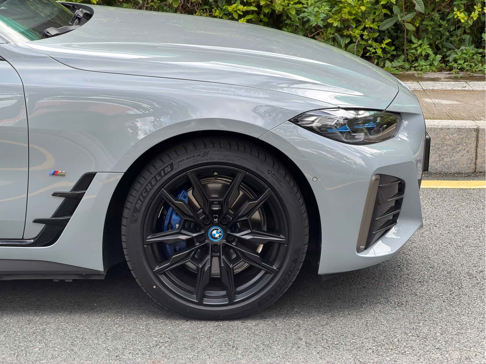 BMW i4, 2024 12