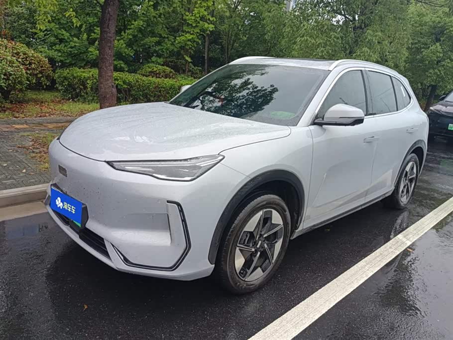 Geely Galaxy E5