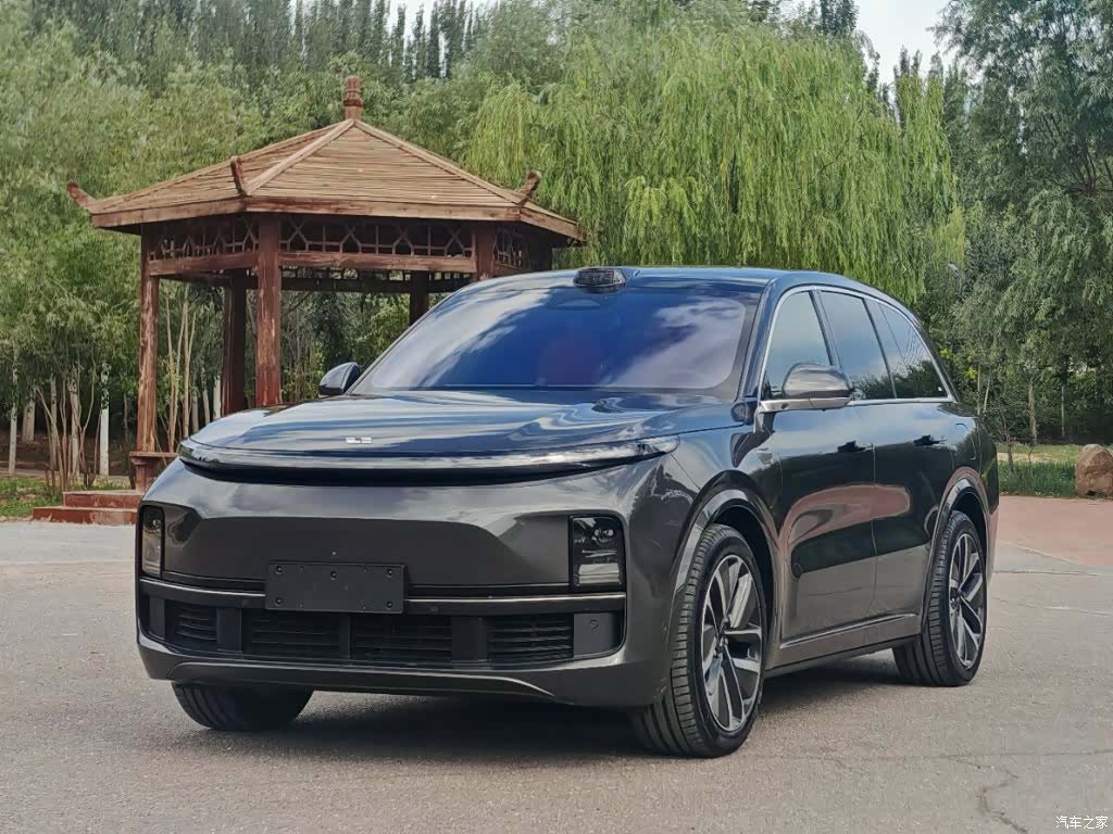 Li Auto L8, 2023 1
