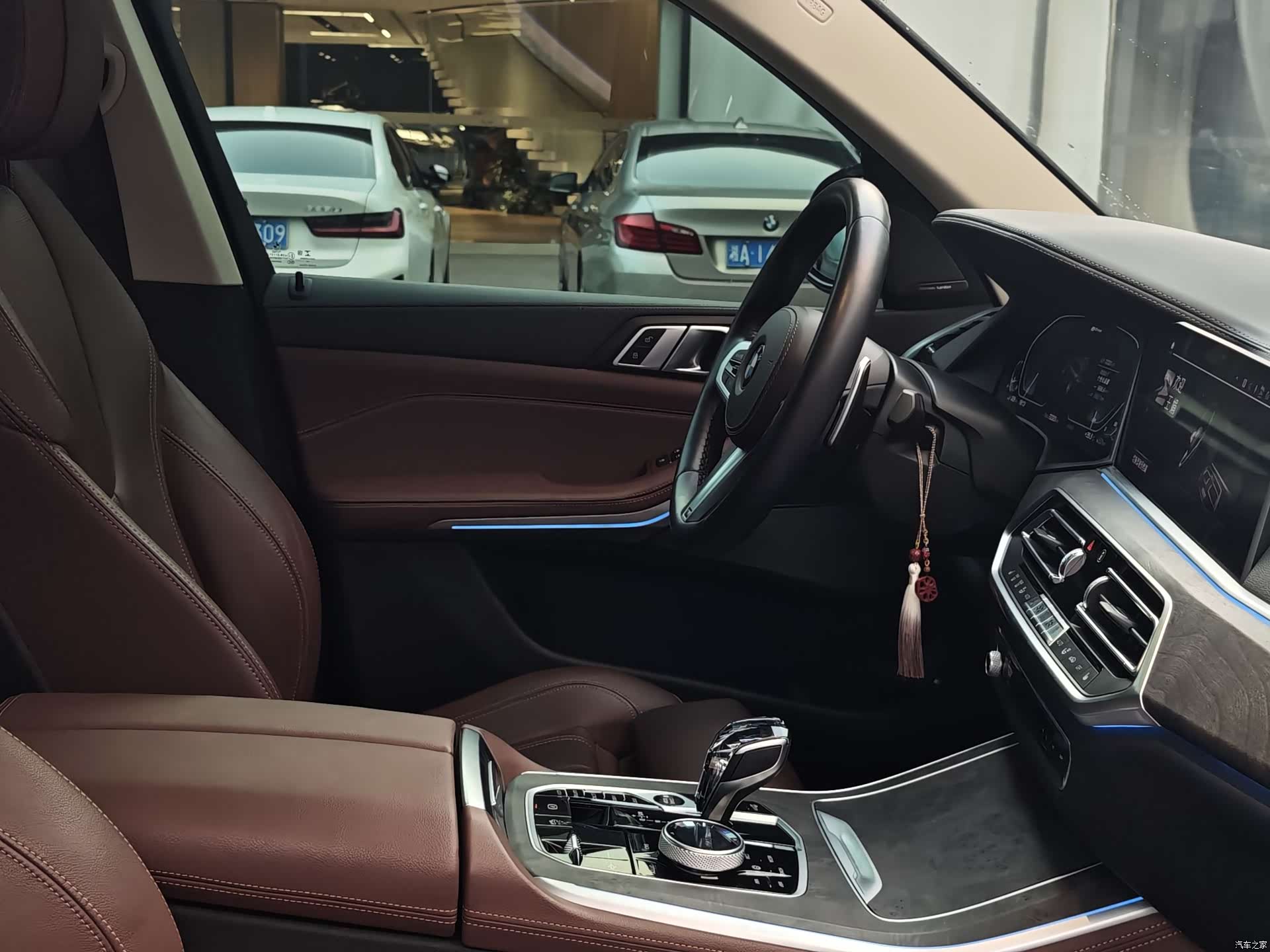 BMW X5, 2021 9