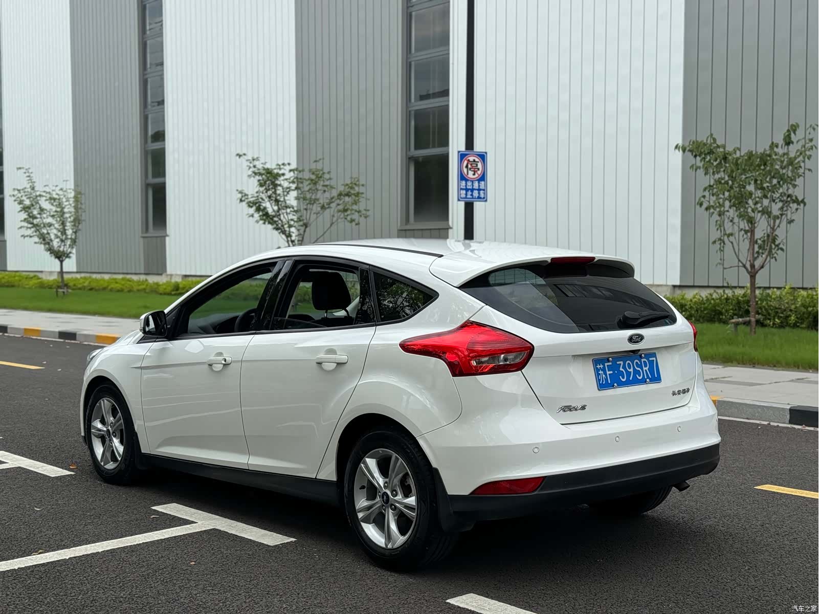 Ford Focus, 2017 14