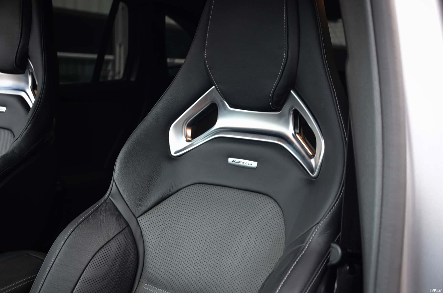 Mercedes-Benz GLA, 2022 26