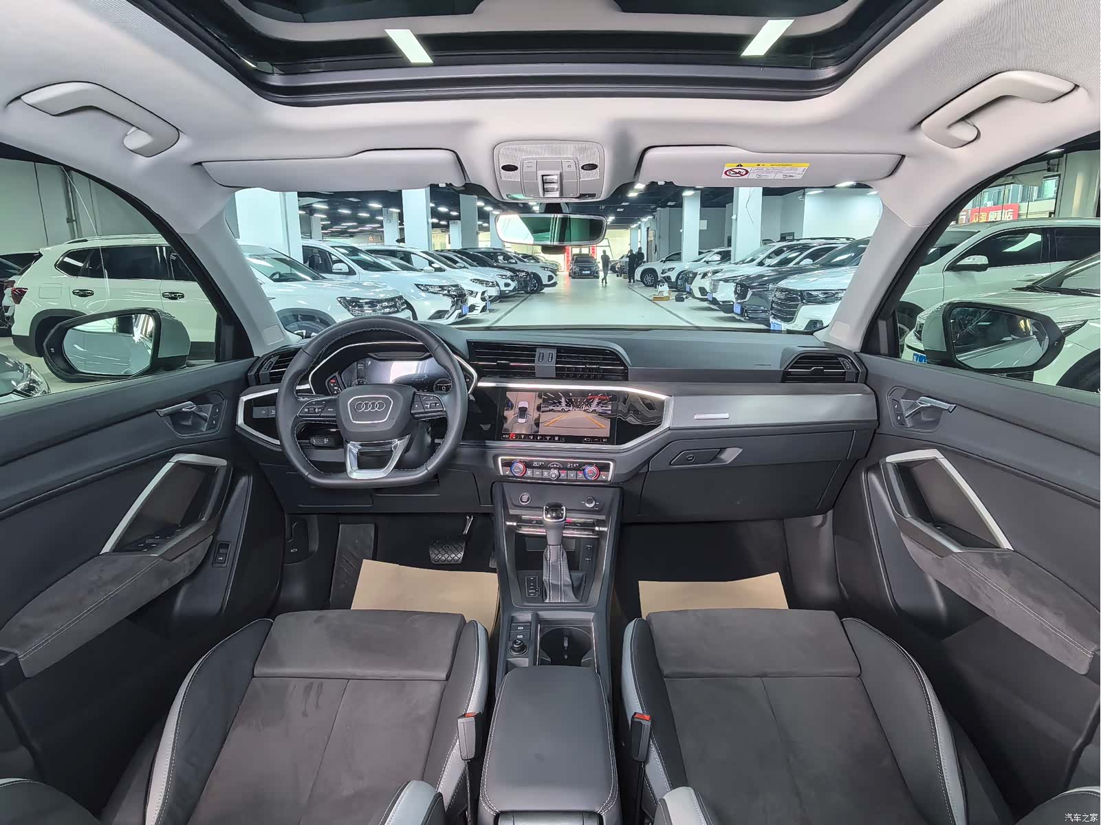 Audi Q3, 2023 15