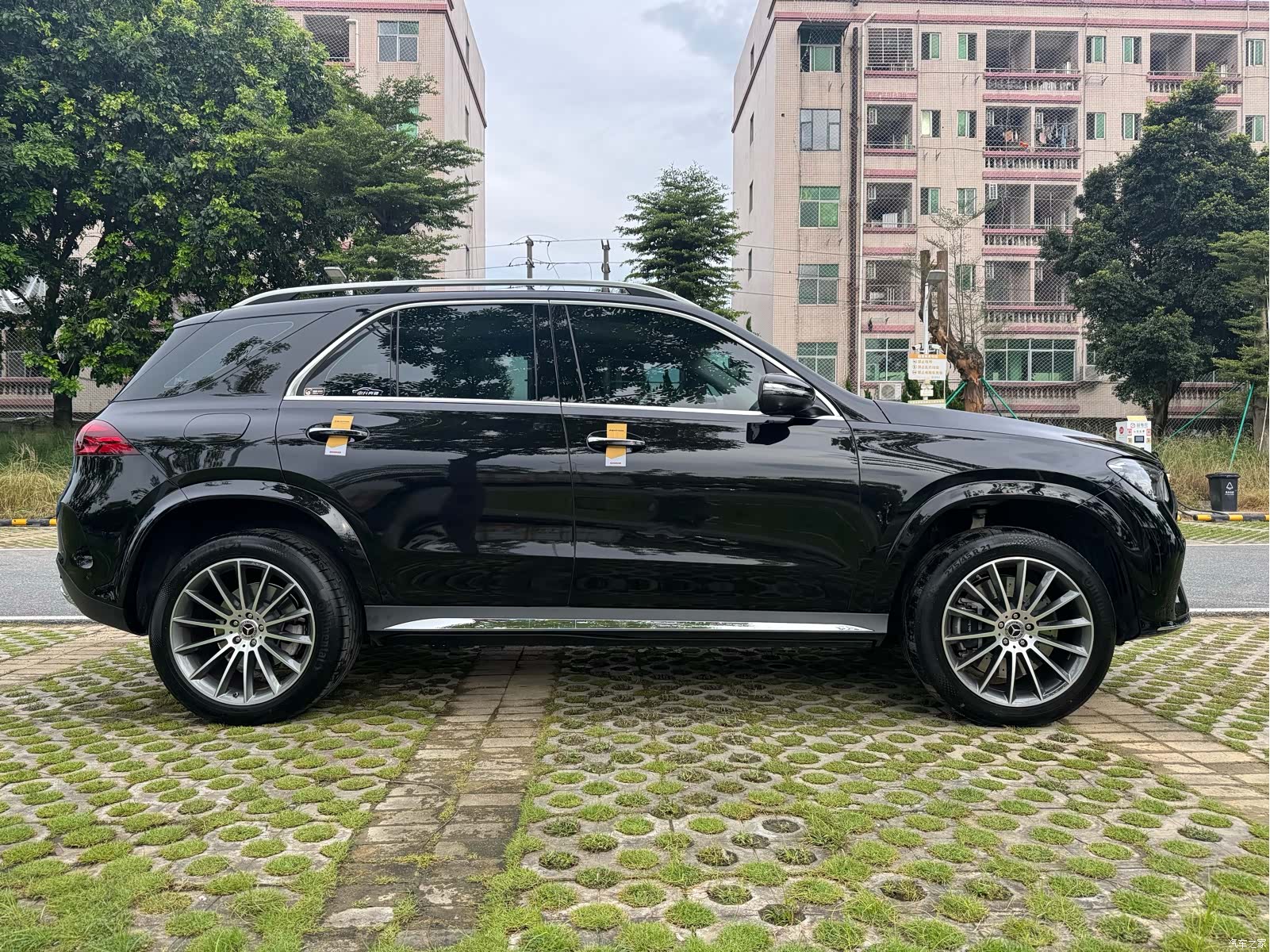 Mercedes-Benz GLE, 2024 4