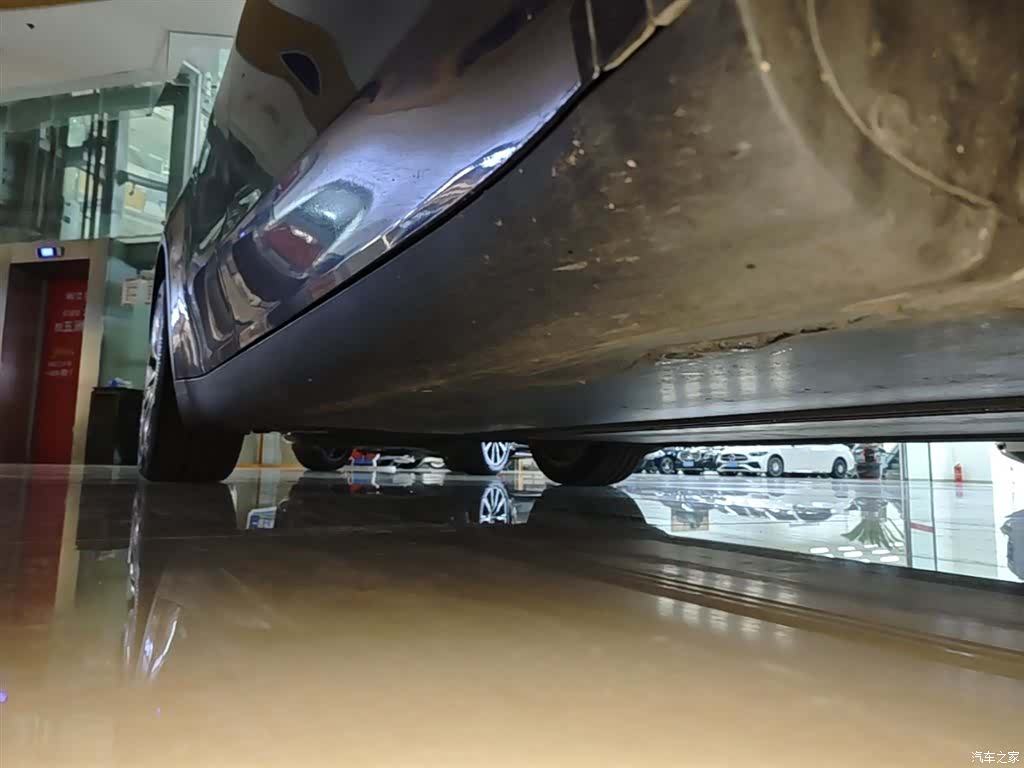 Tesla Model Y, 2022 21