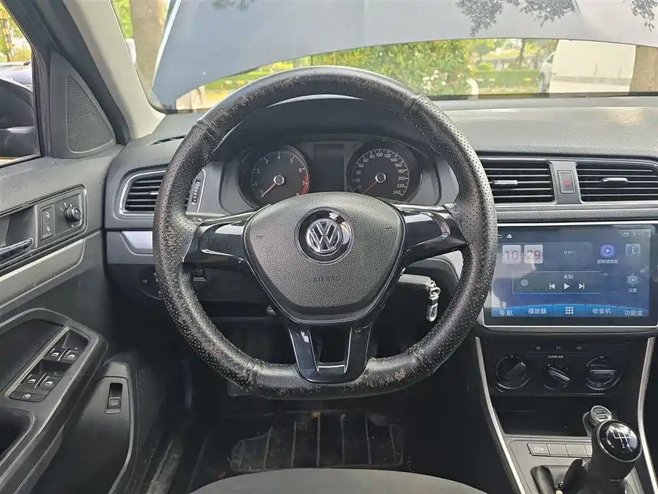 Volkswagen Lavida