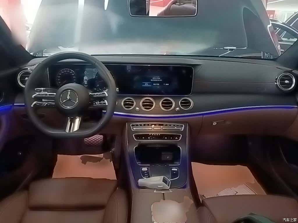 Mercedes-Benz E-Class, 2023 10