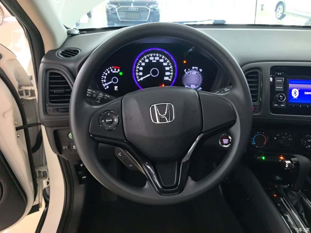 Honda Vezel, 2016 11