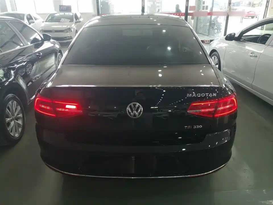 Volkswagen Magotan