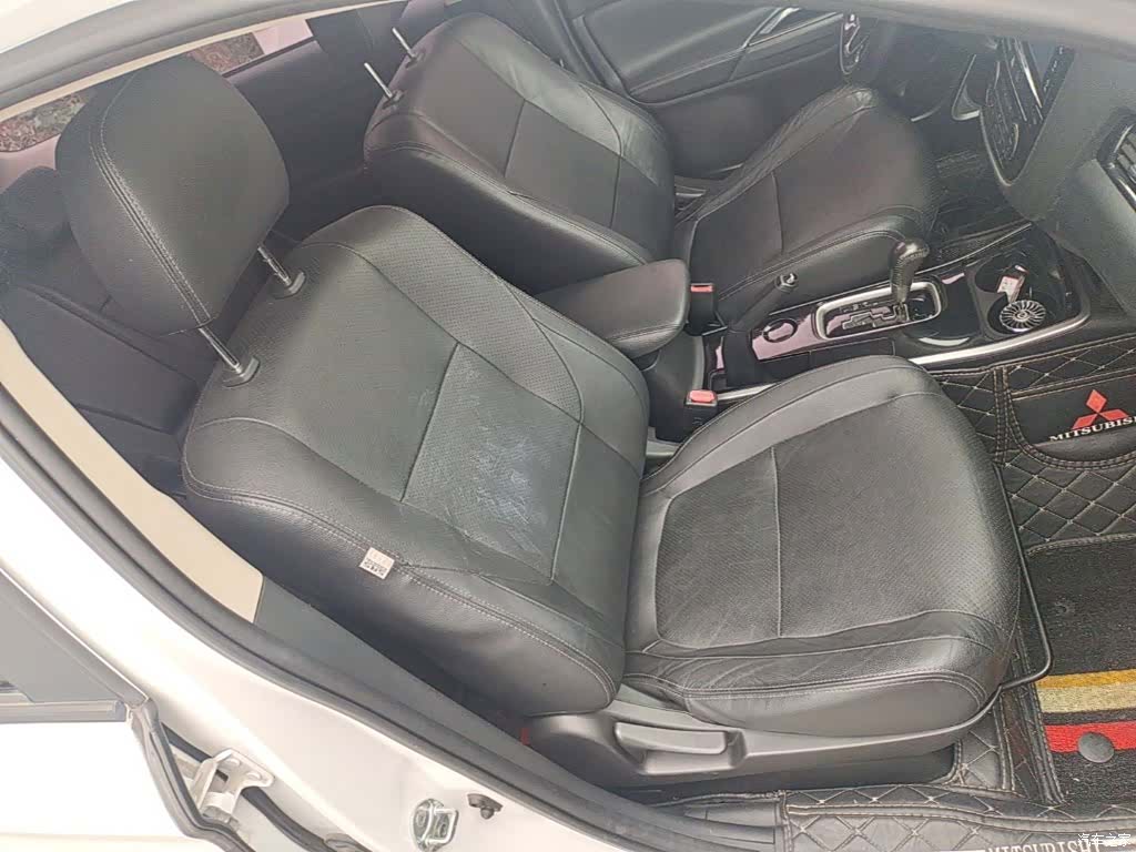 Mitsubishi Outlander, 2017 25