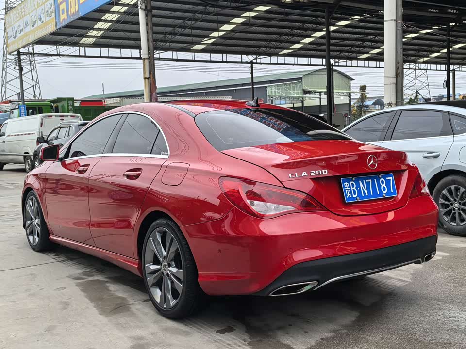 Mercedes-Benz CLA