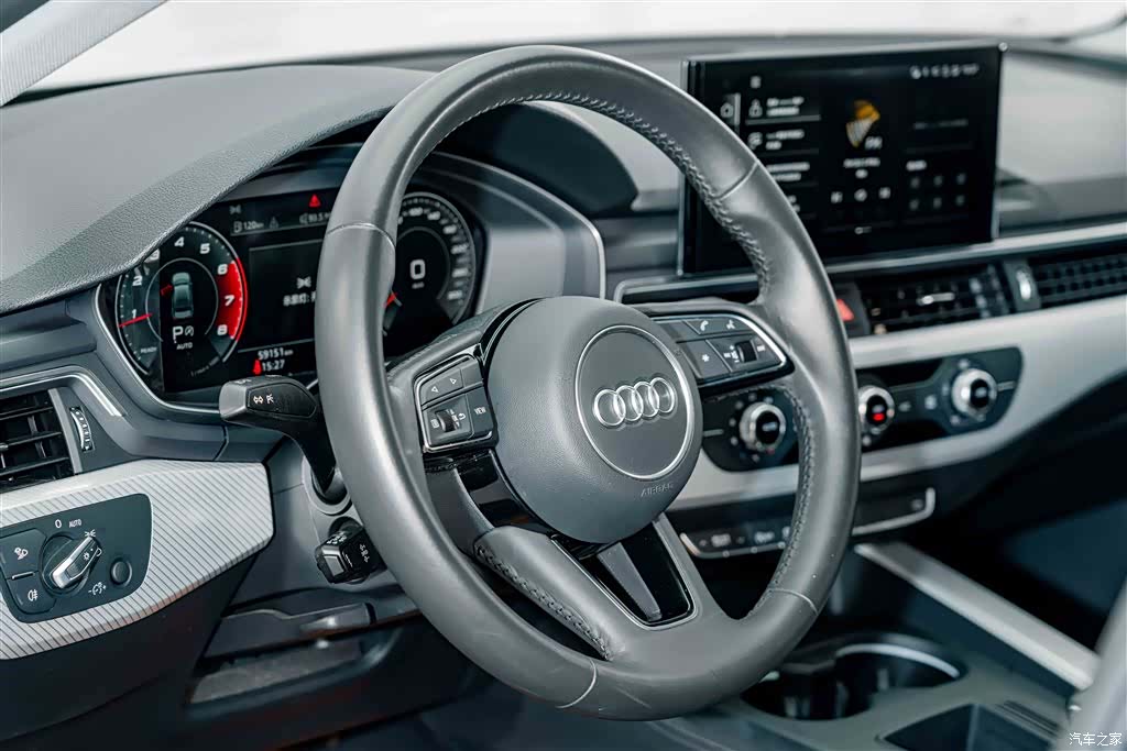 Audi A4L, 2021 9