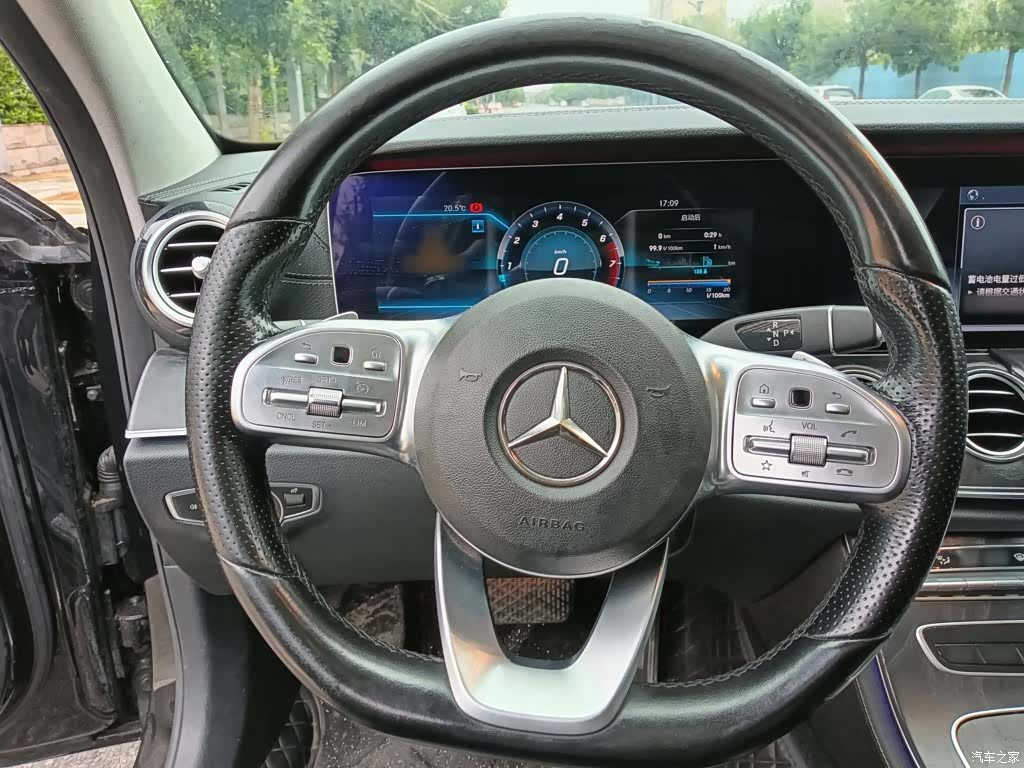 Mercedes-Benz E-Class, 2019 16