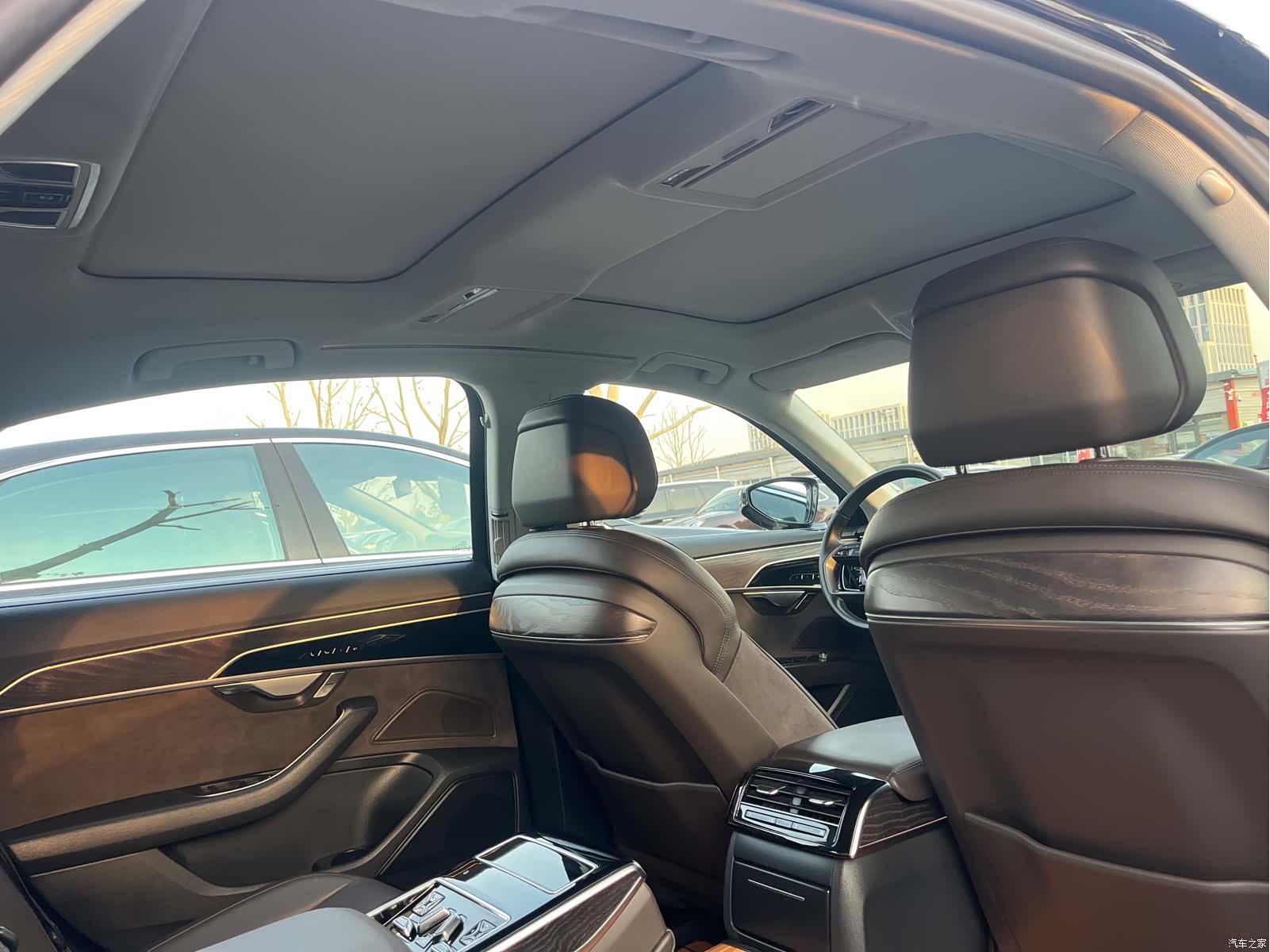 Audi A8L, 2020 35