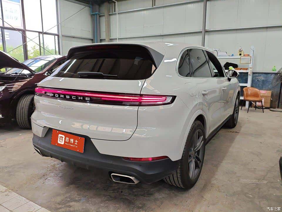 Porsche Cayenne, 2024 2