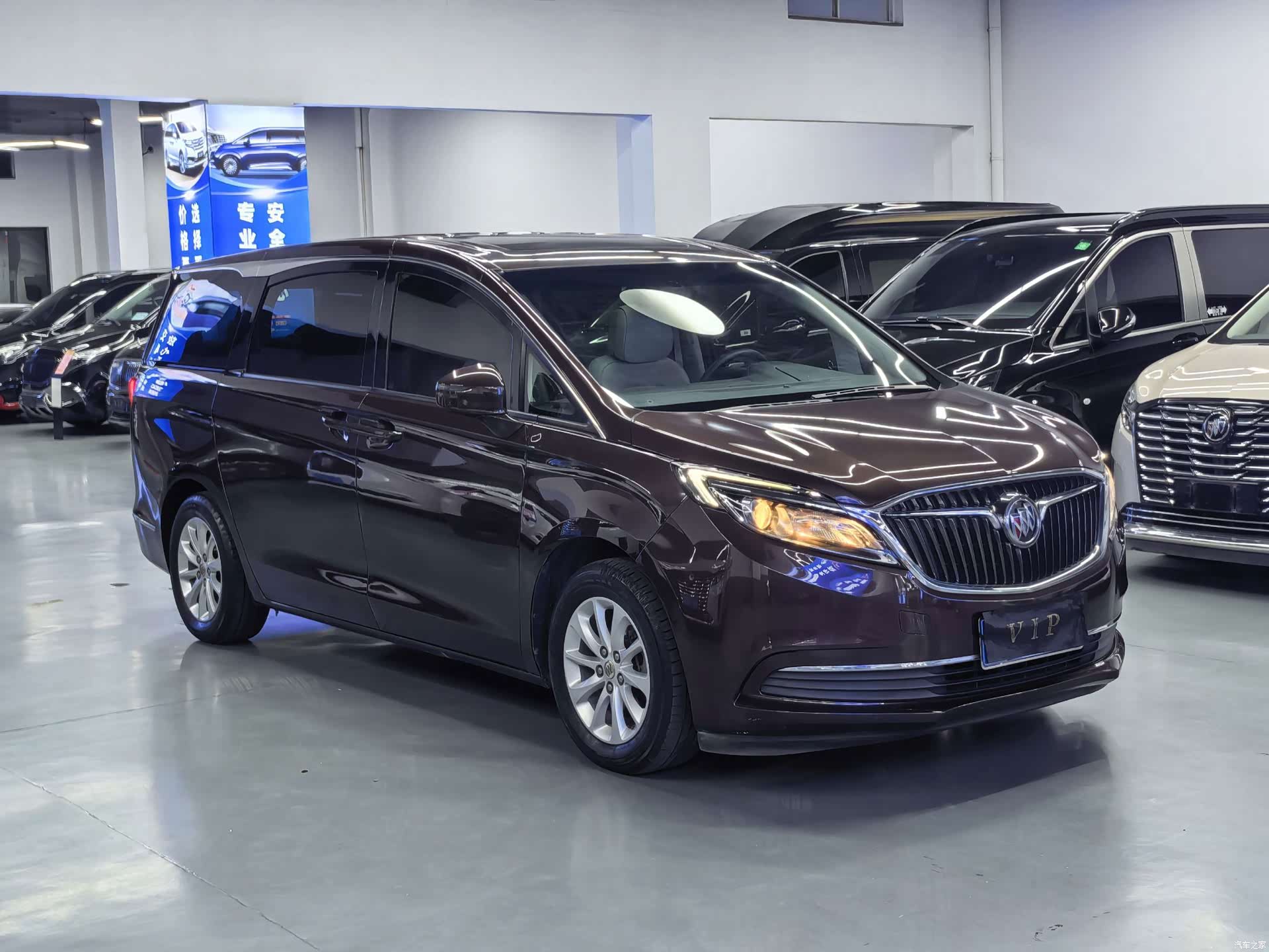 Buick GL8, 2019 15
