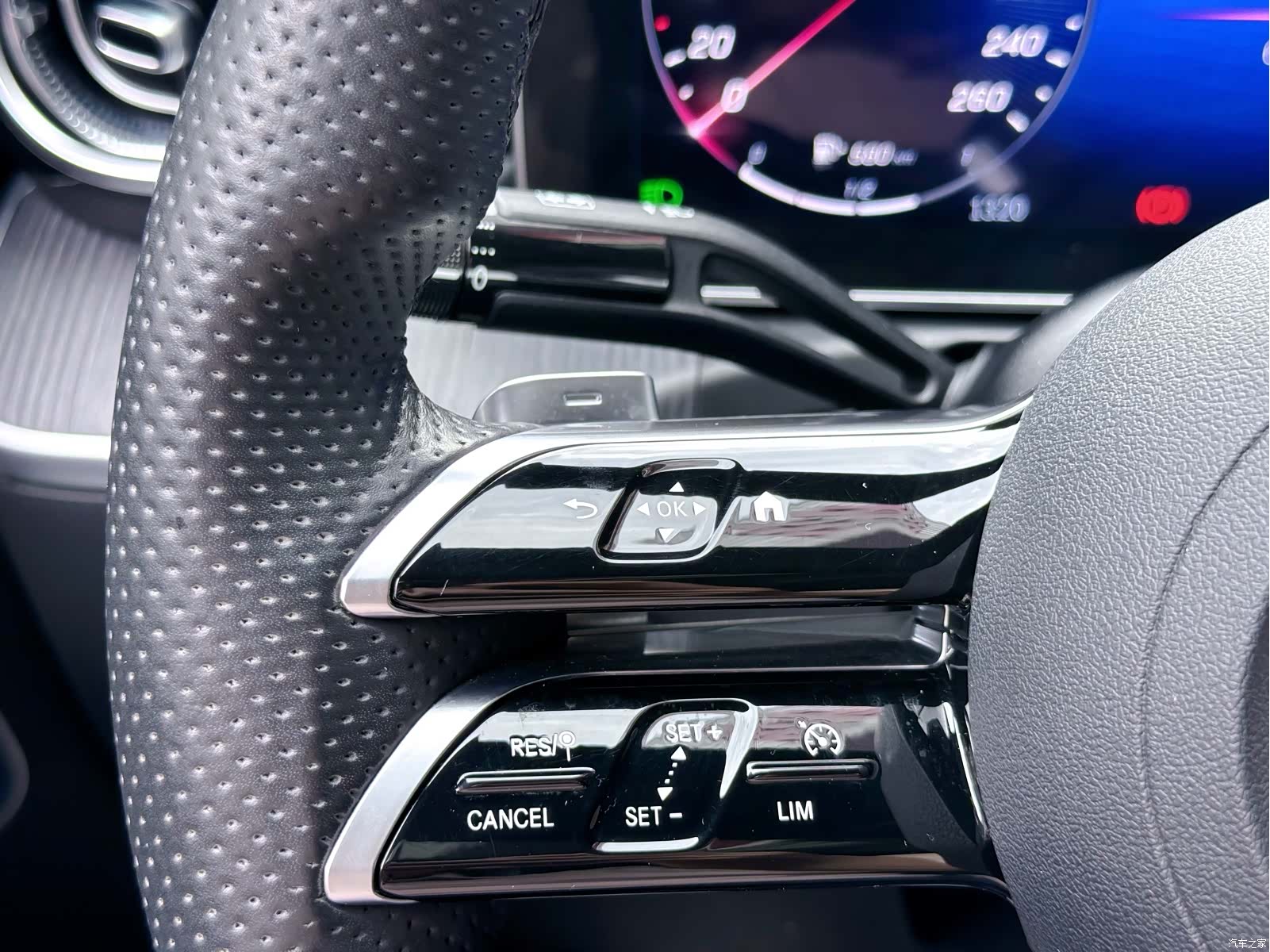Mercedes-Benz C-Class, 2022 24