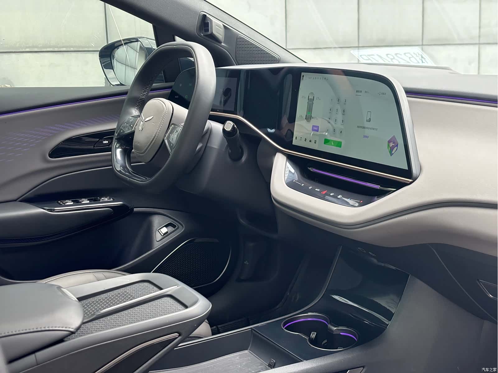 Hongqi H7, 2024 10