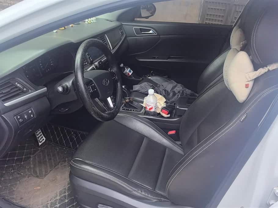 Hyundai Name picture