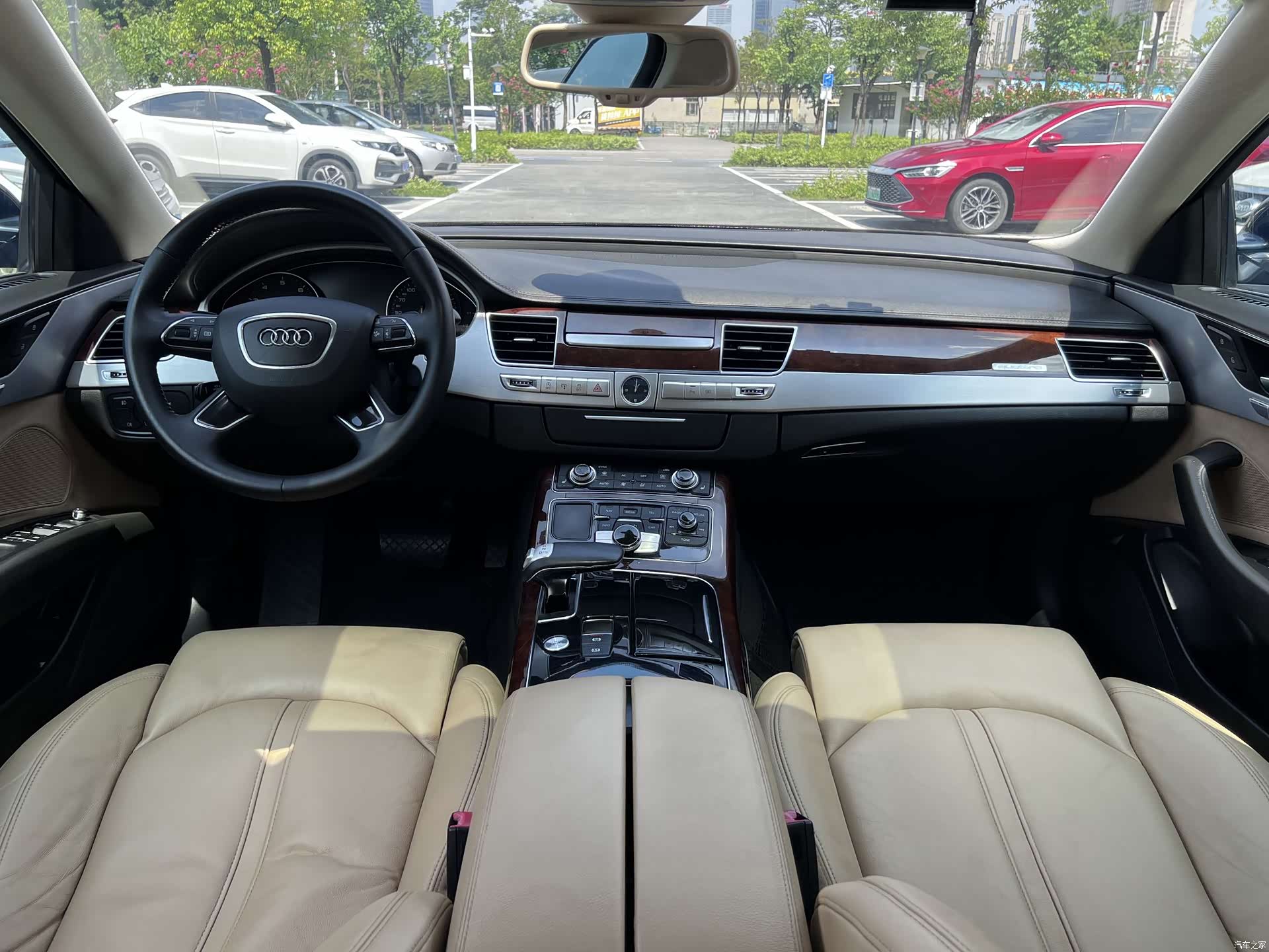 Audi A8L, 2012 7