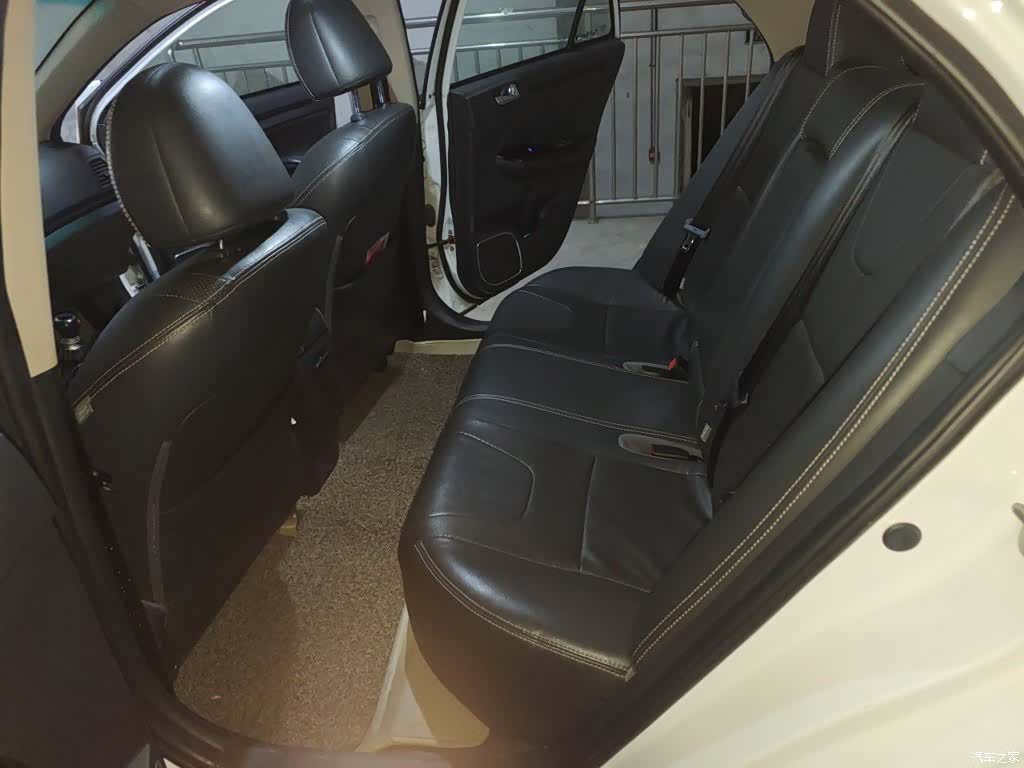 BYD 1.5TI, 2014 18