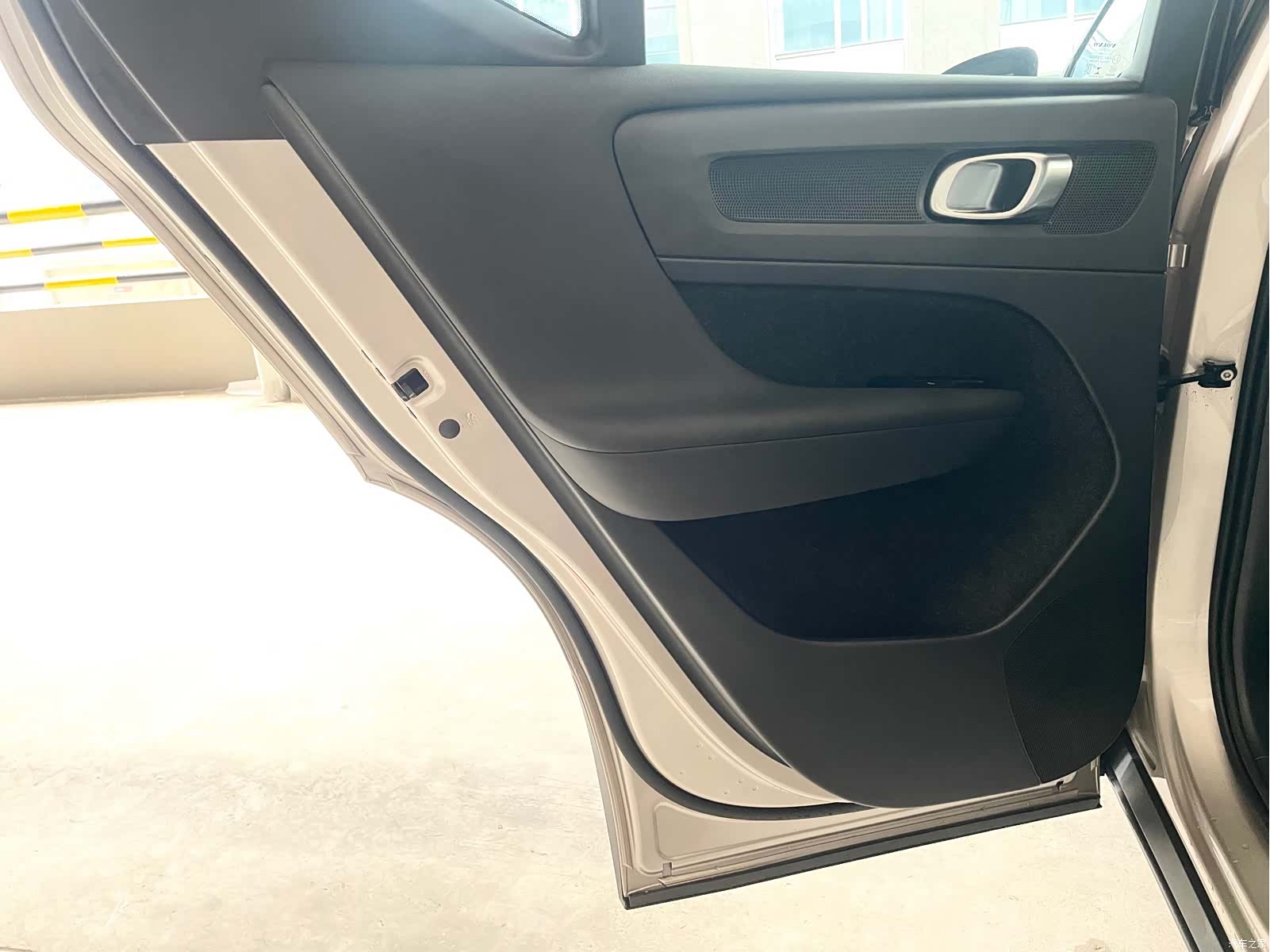 Volvo XC40, 2023 14