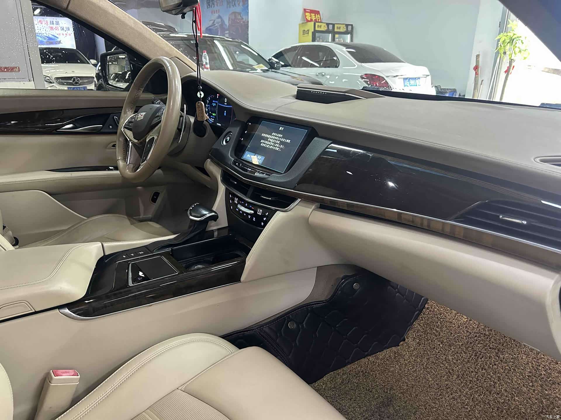 Cadillac CT6, 2016 11