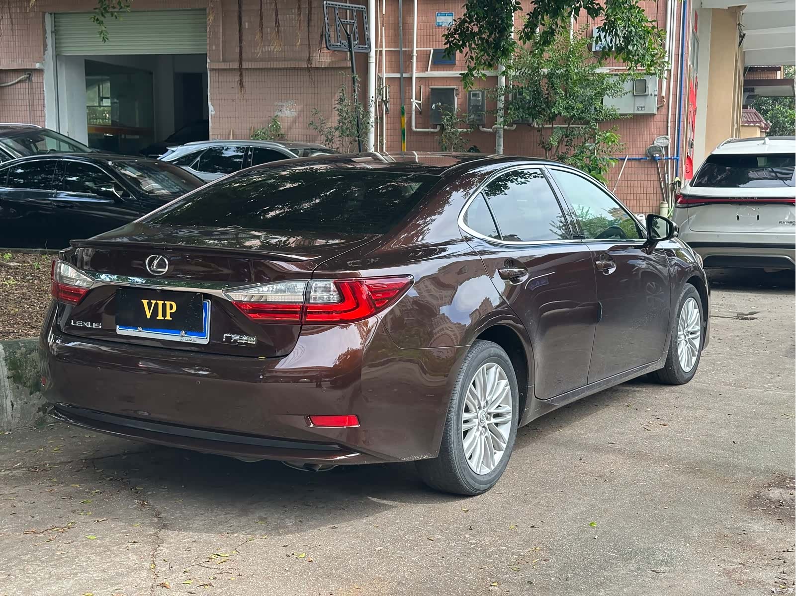 Lexus ES, 2018 10
