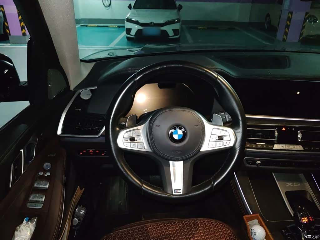 BMW X5, 2023 3