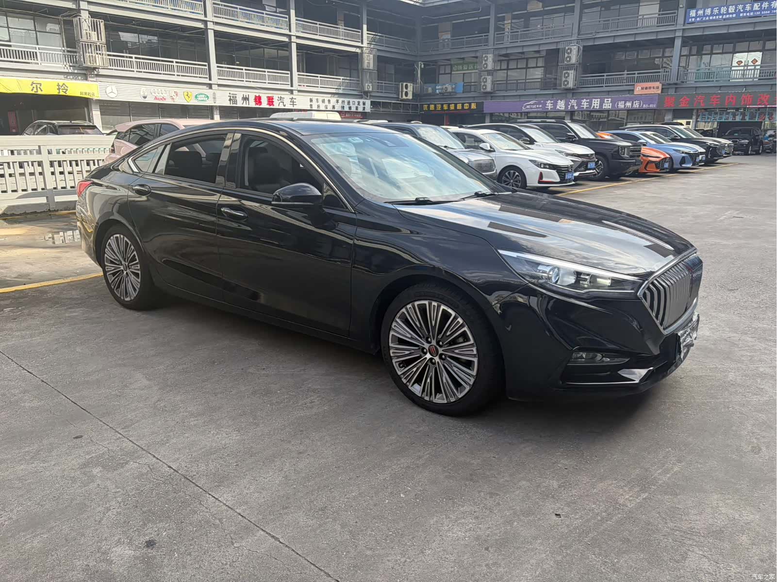 Hongqi H5, 2021 3