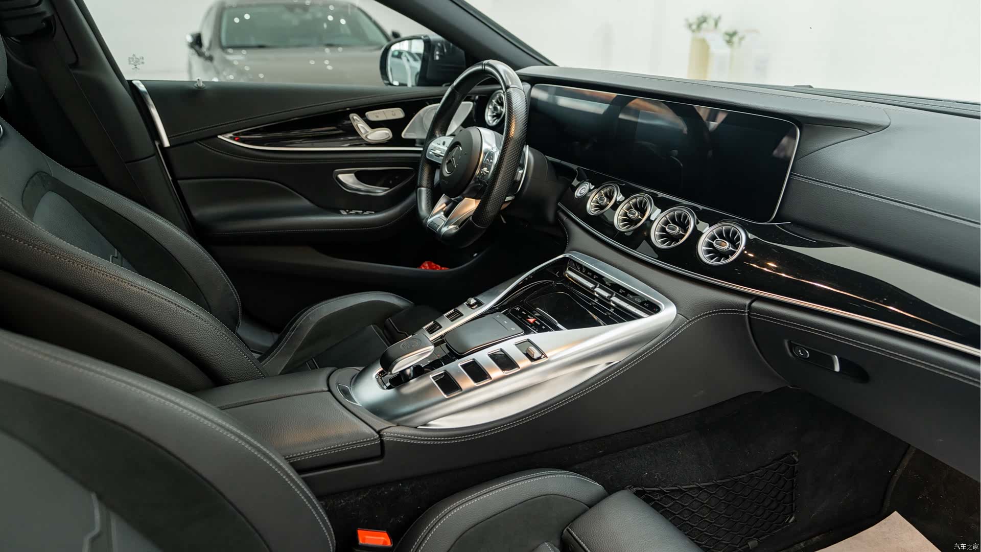 MG AMG, 2020 11
