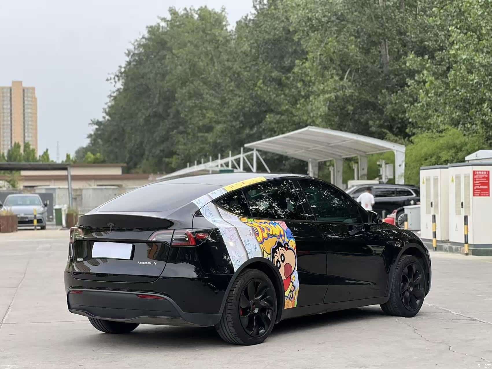 Tesla Model Y, 2023 7