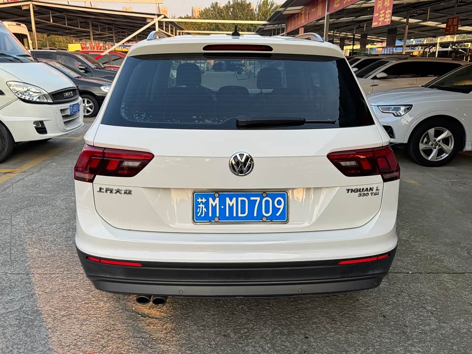 Volkswagen Tiguan L
