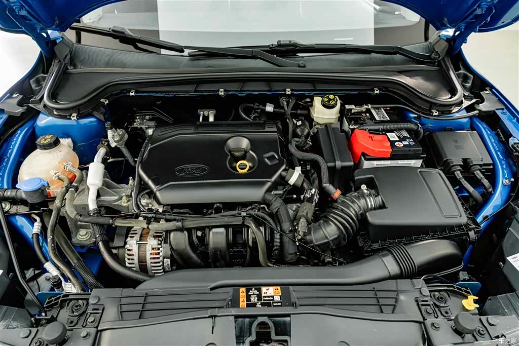 Ford Focus, 2019 24