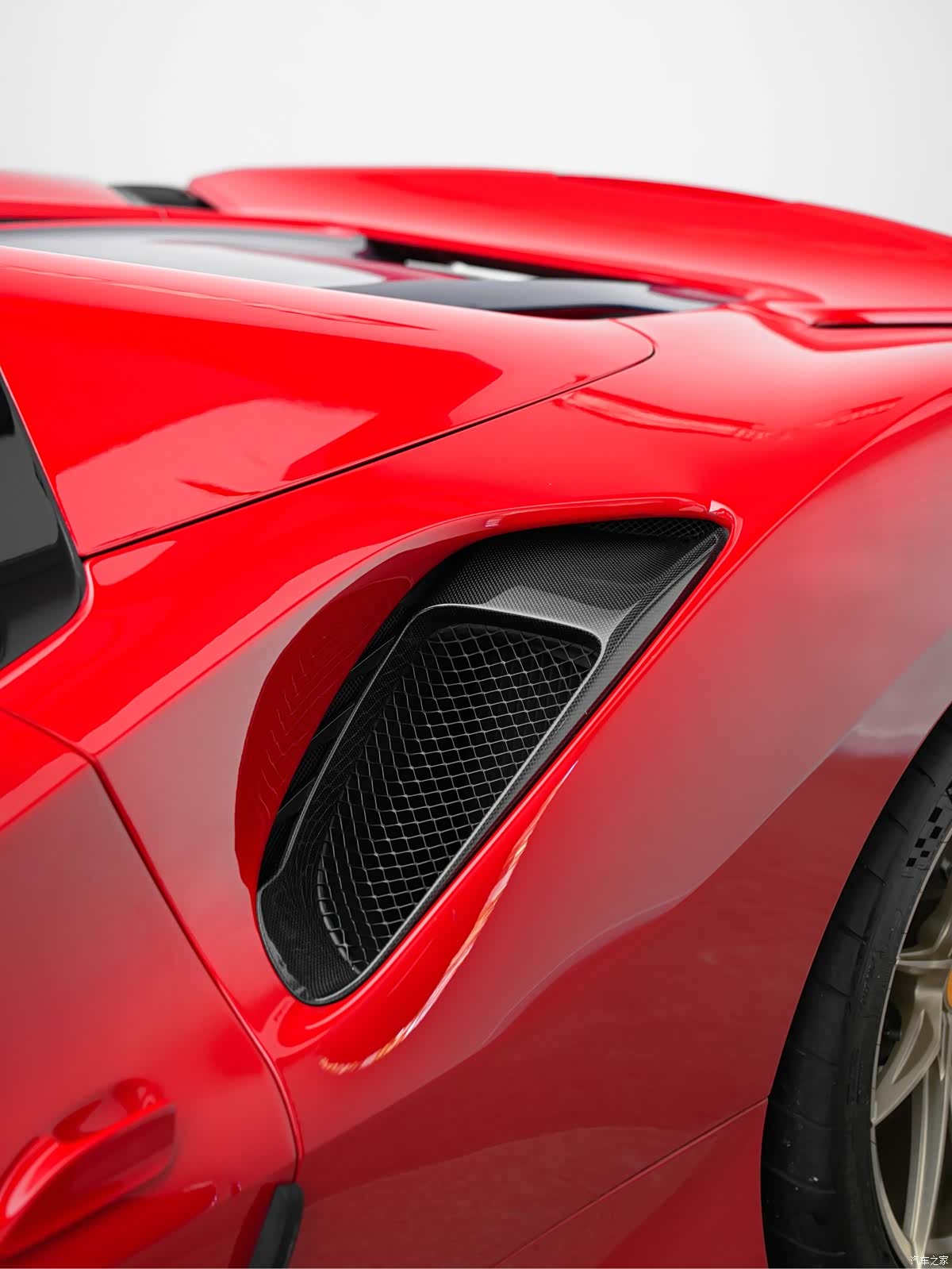Ferrari 488, 2019 10