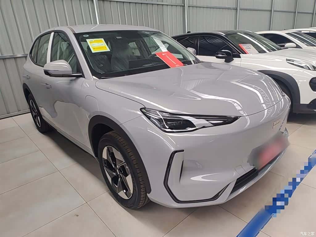 Geely Galaxy E5, 2026 4