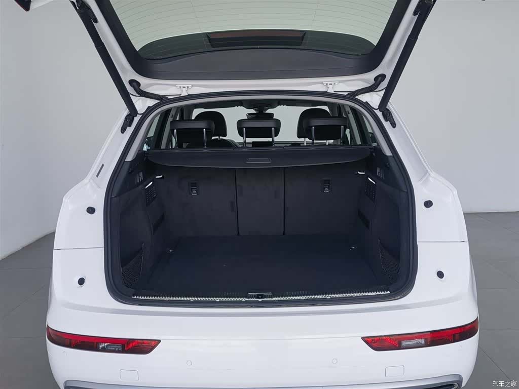Audi Q5L, 2021 16