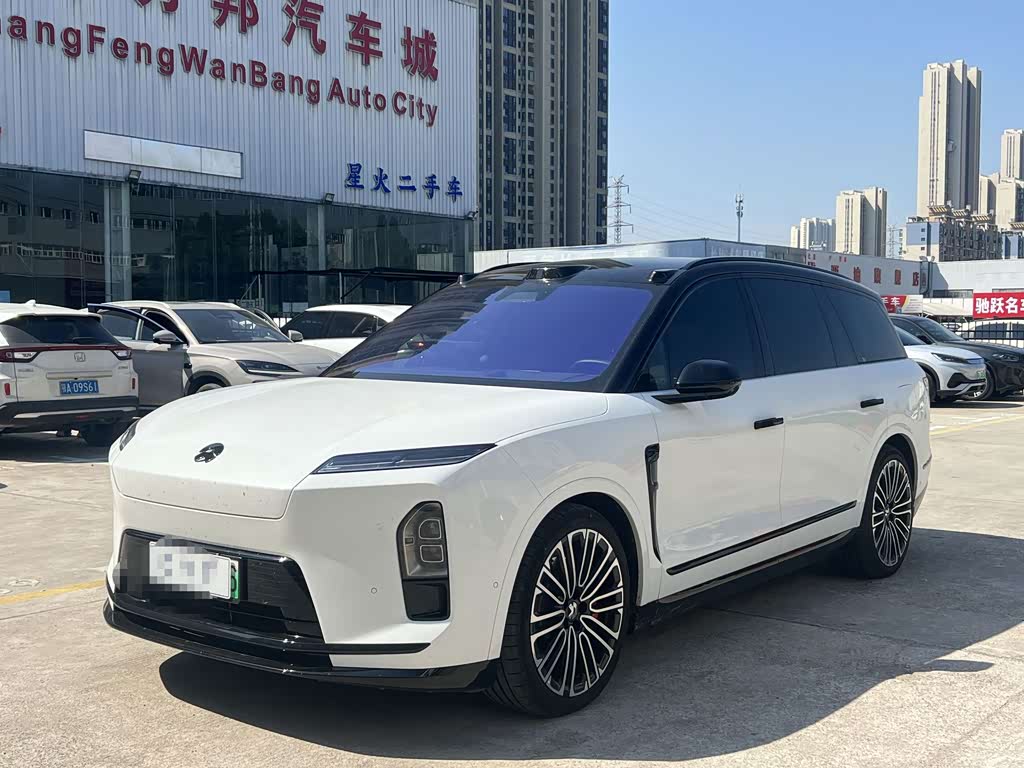 NIO ES8 2026 мест Executive