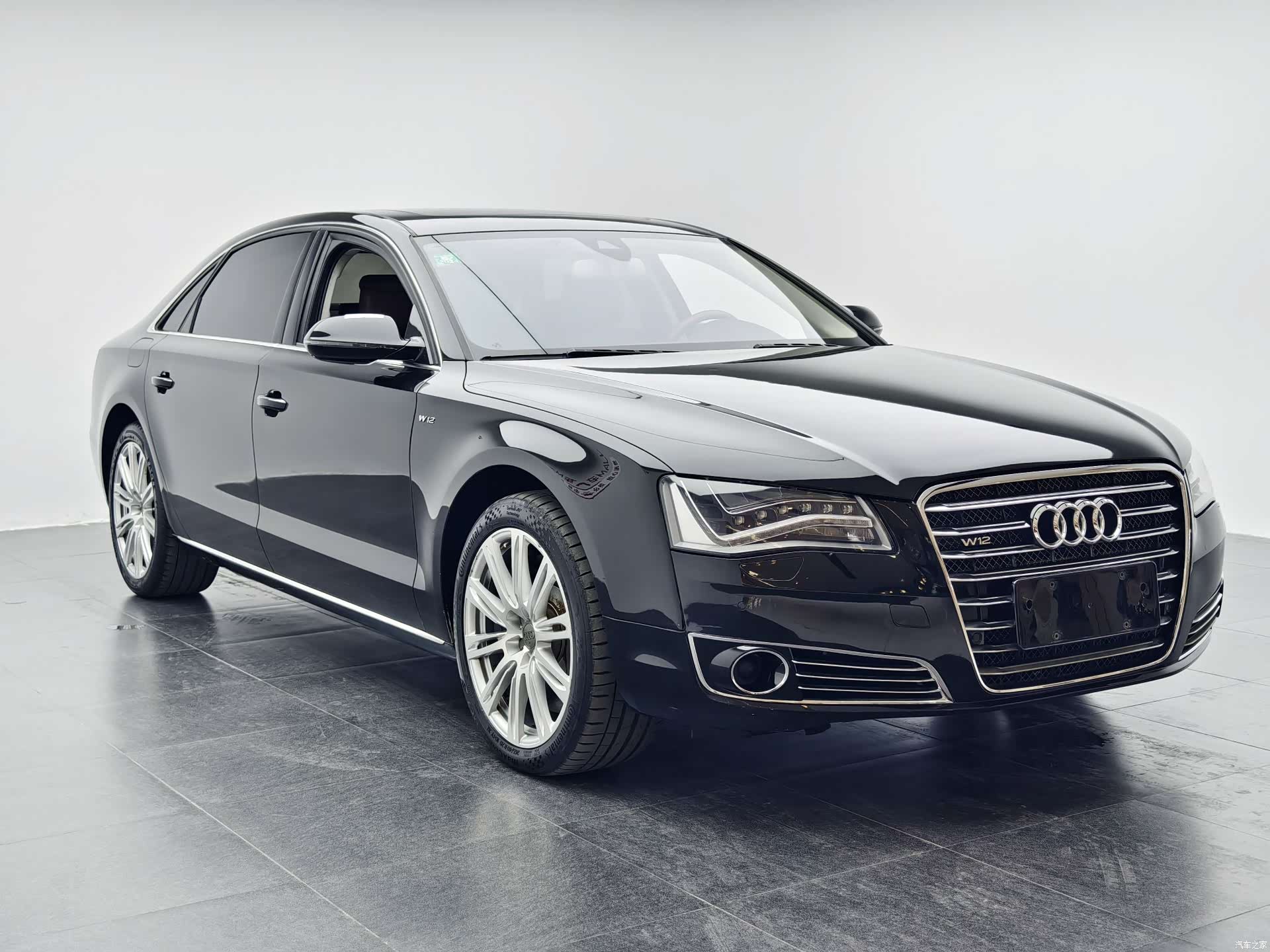 Audi A8L, 2014 3