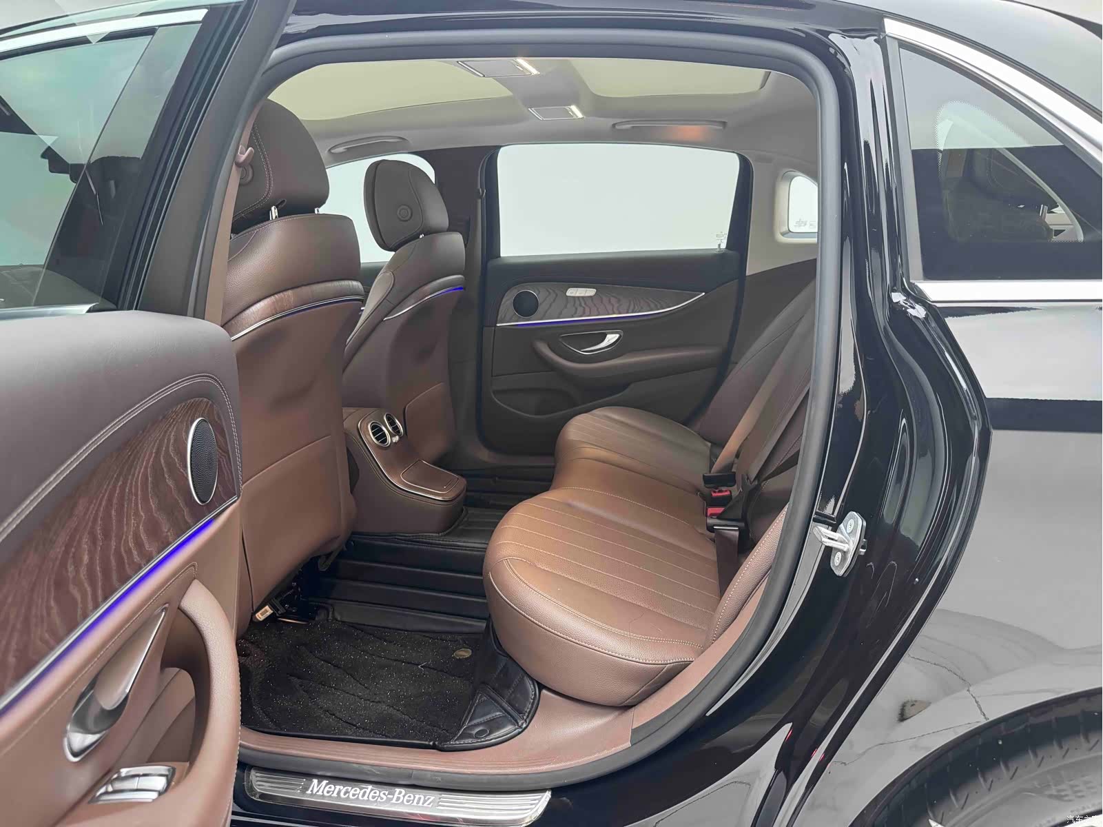 Mercedes-Benz E-Class, 2022 9