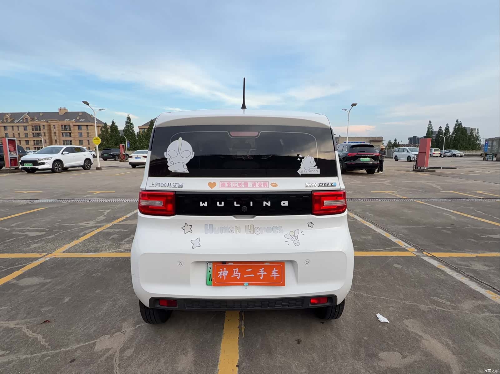 Wuling MINIEV, 2020 все фото